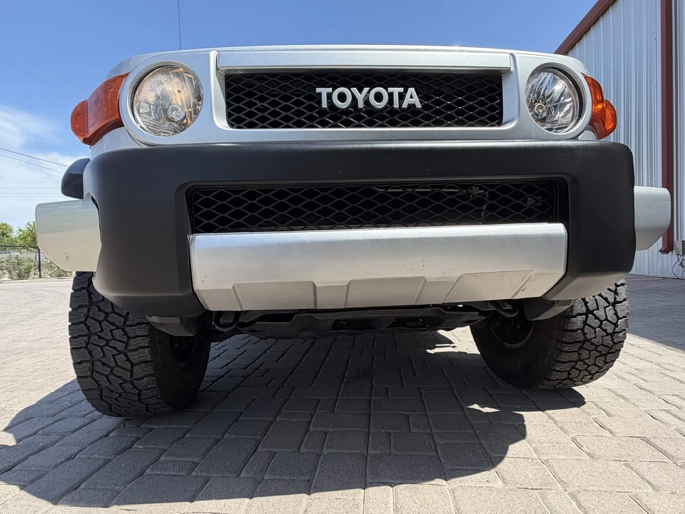 2008 Toyota FJ Cruiser - Image 5 of 31
