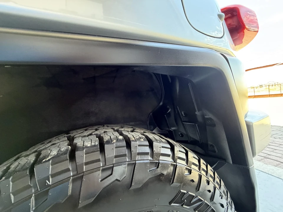 2008 Toyota FJ Cruiser - Image 28 of 31
