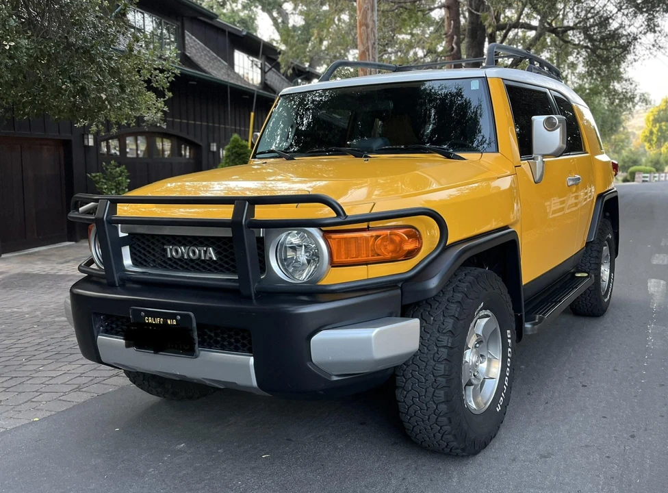 2008 Toyota FJ Cruiser - Image 3 of 31
