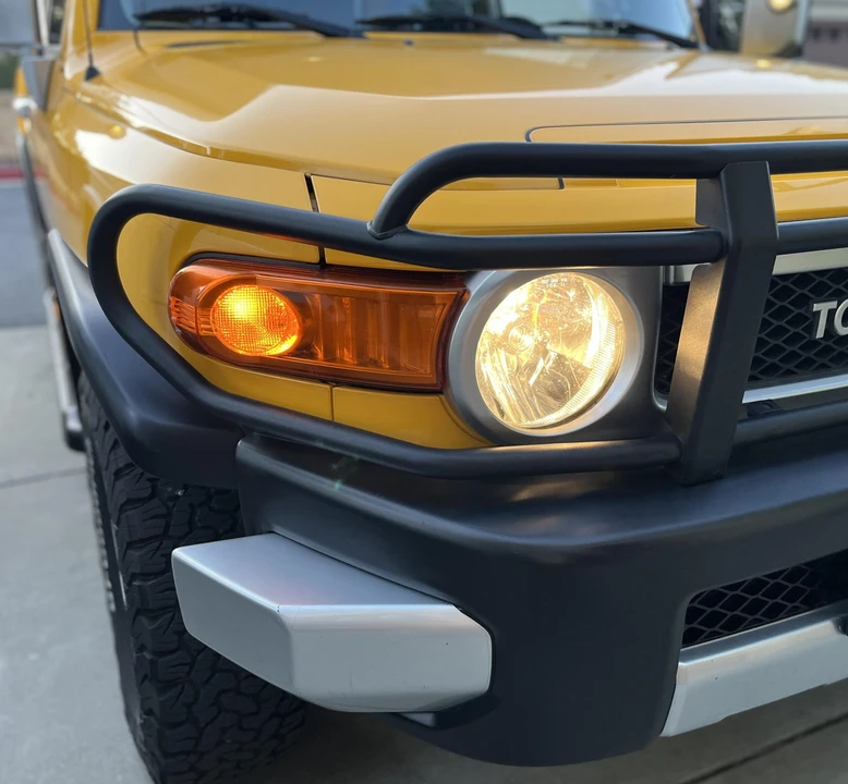 2008 Toyota FJ Cruiser - Image 26 of 31