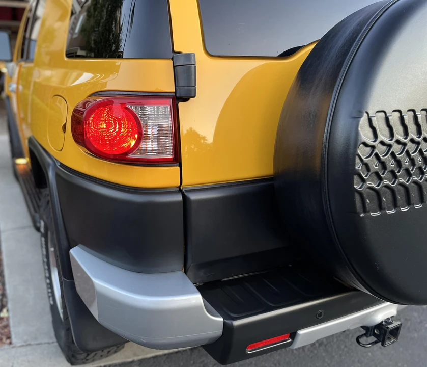 2008 Toyota FJ Cruiser - Image 30 of 31