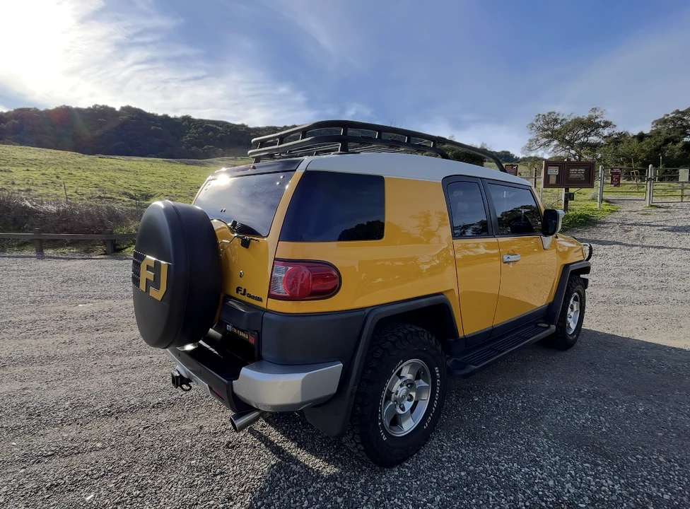 2008 Toyota FJ Cruiser - Image 17 of 31