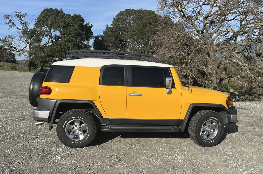 2008 Toyota FJ Cruiser - Image 15 of 31