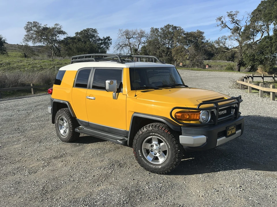 2008 Toyota FJ Cruiser - Image 14 of 31