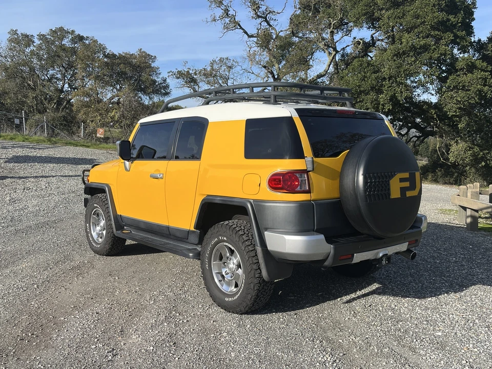 2008 Toyota FJ Cruiser - Image 19 of 31