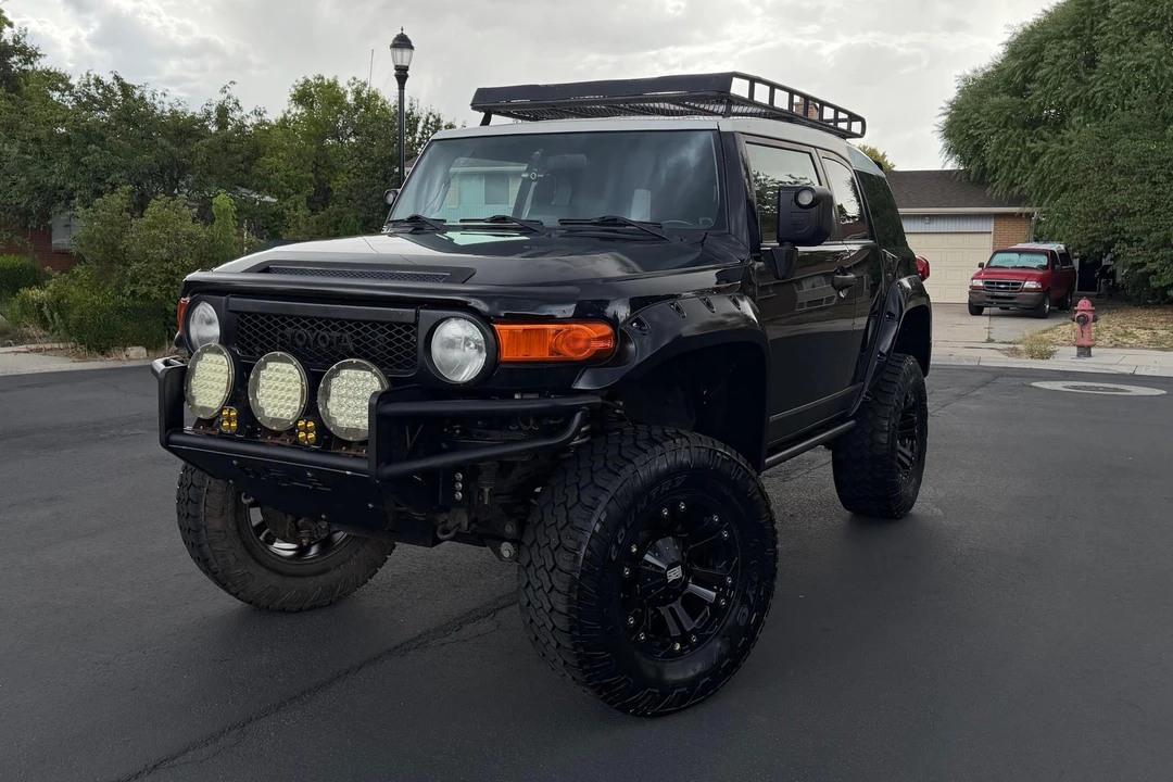 2008 Toyota FJ Cruiser - Image 3 of 31