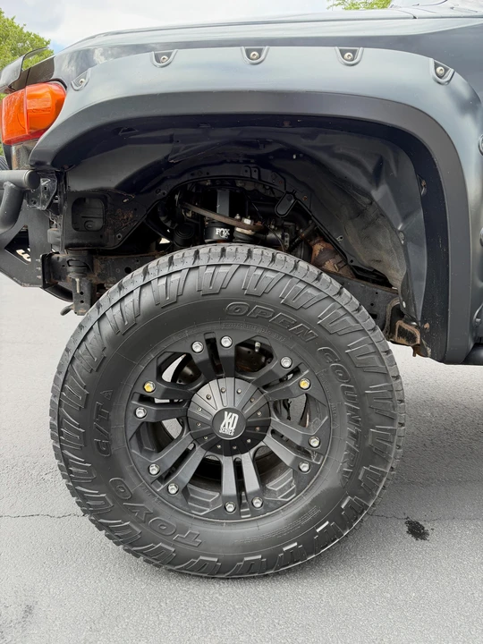 2008 Toyota FJ Cruiser - Image 16 of 31