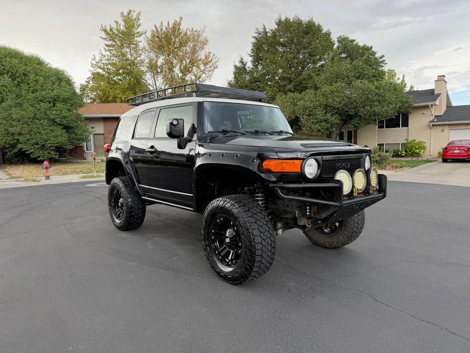 2008 Toyota FJ Cruiser - Image 11 of 31