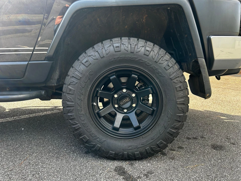 2008 Toyota FJ Cruiser - Image 29 of 31