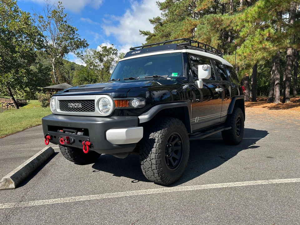 2008 Toyota FJ Cruiser - Image 7 of 31