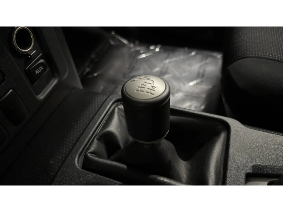 2008 Toyota FJ Cruiser - Image 31 of 31