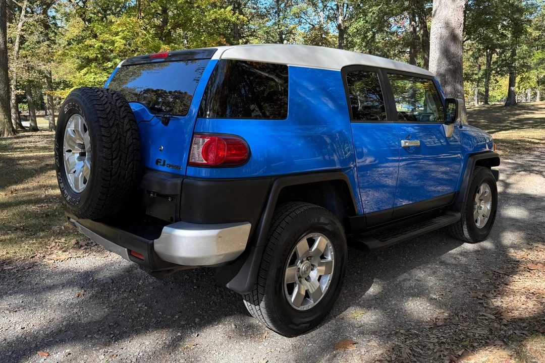 2008 Toyota FJ Cruiser - Image 4 of 31