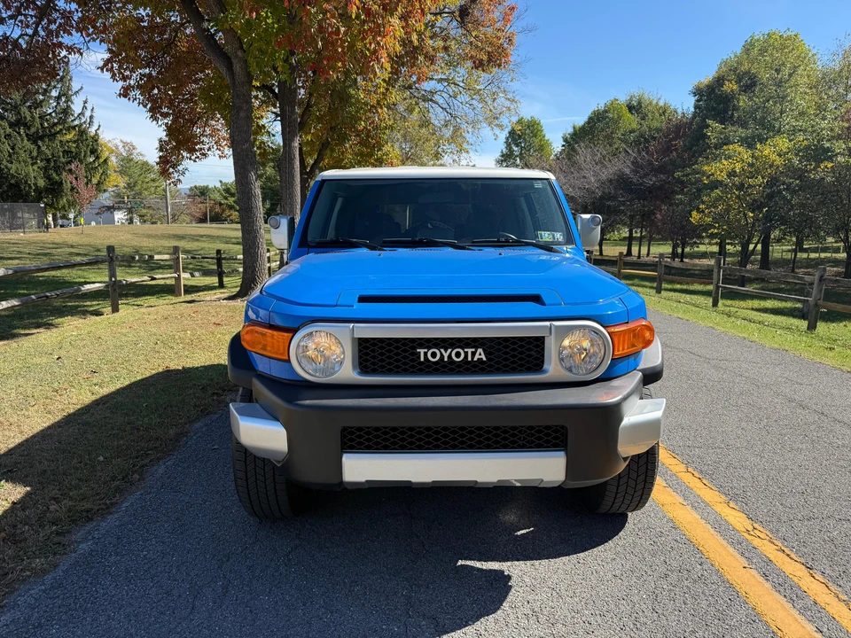 2008 Toyota FJ Cruiser - Image 14 of 31