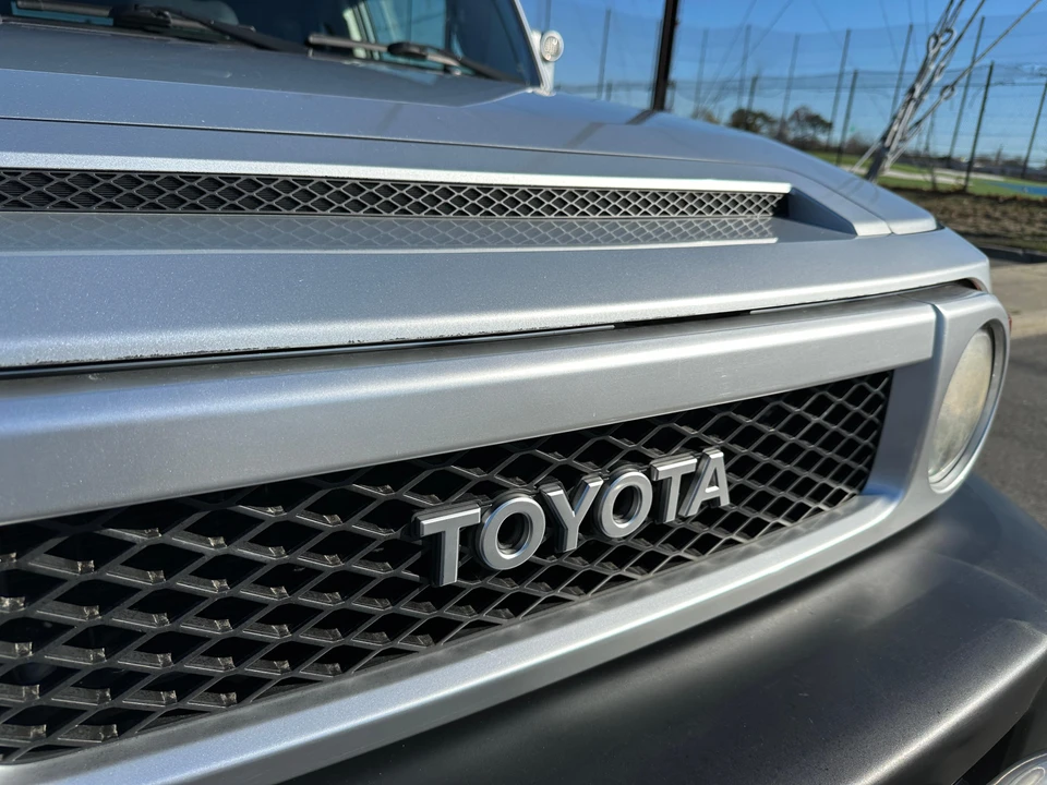 2008 Toyota FJ Cruiser - Image 17 of 31
