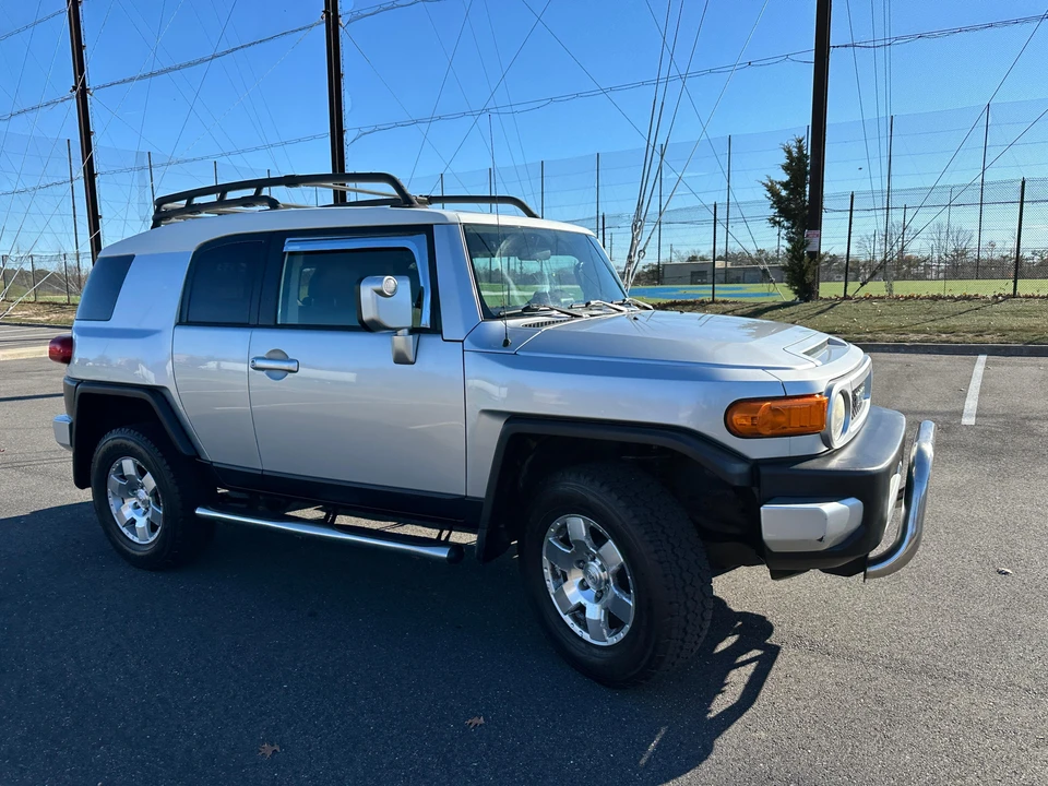 2008 Toyota FJ Cruiser - Image 12 of 31