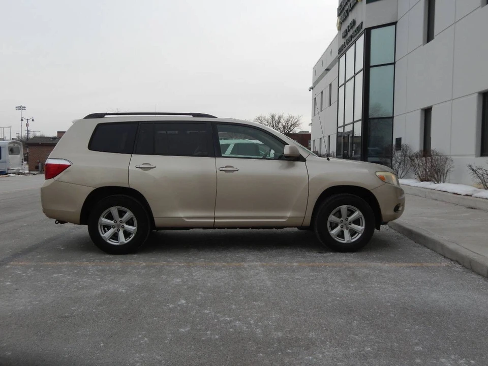 2008 Toyota Highlander - Image 17 of 21