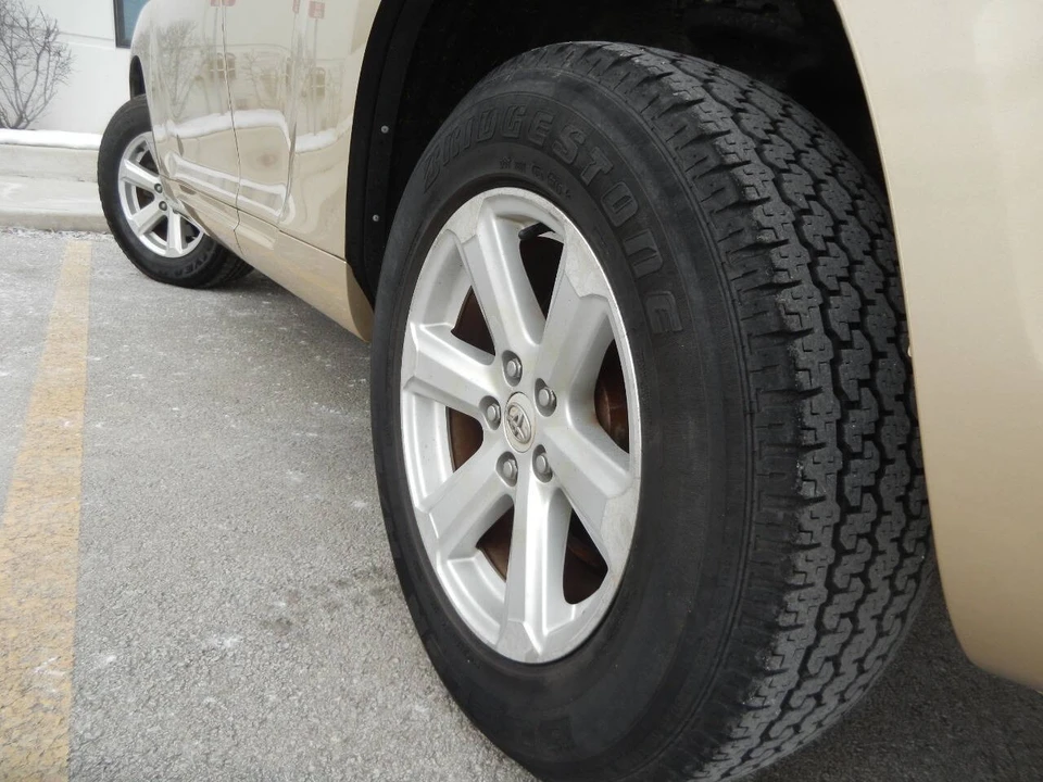 2008 Toyota Highlander - Image 11 of 21