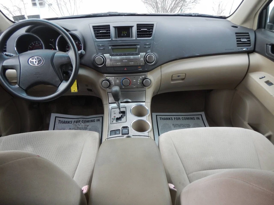 2008 Toyota Highlander - Image 2 of 21