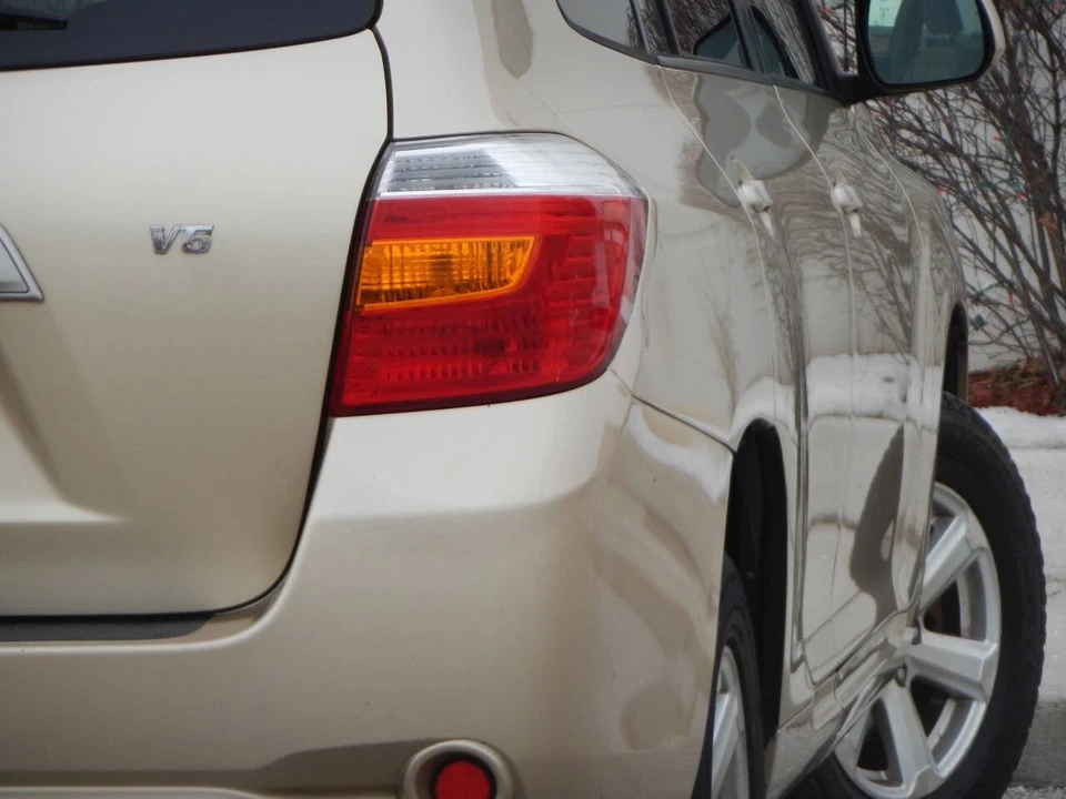2008 Toyota Highlander - Image 14 of 21