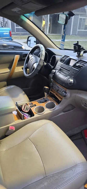 2008 Toyota Highlander - Image 8 of 12