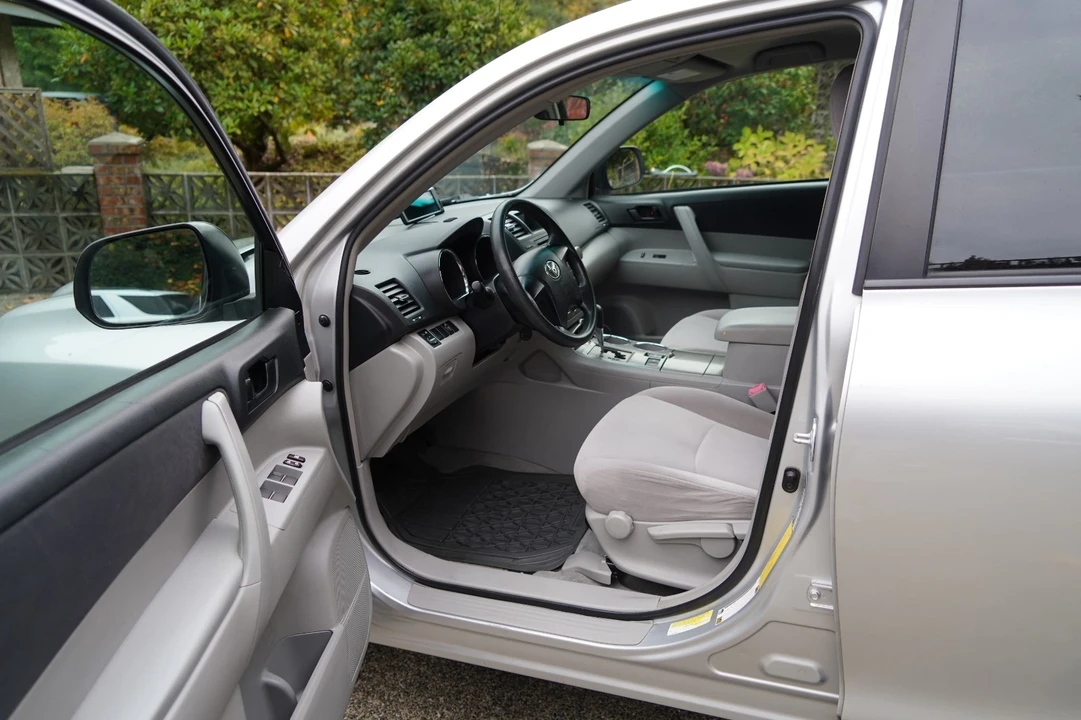 2008 Toyota Highlander - Image 2 of 8