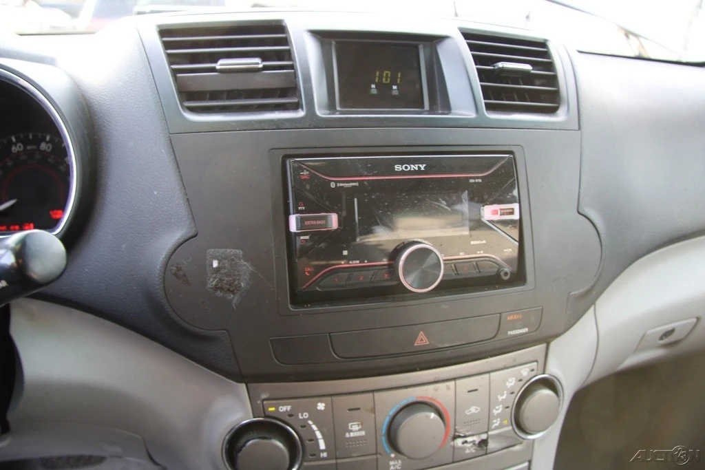 2008 Toyota Highlander - Image 17 of 21