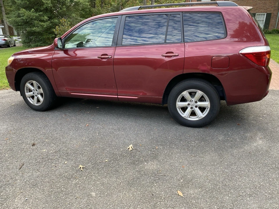 2008 Toyota Highlander - Image 2 of 12