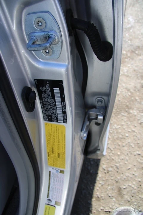 2008 Toyota Highlander - Image 12 of 24