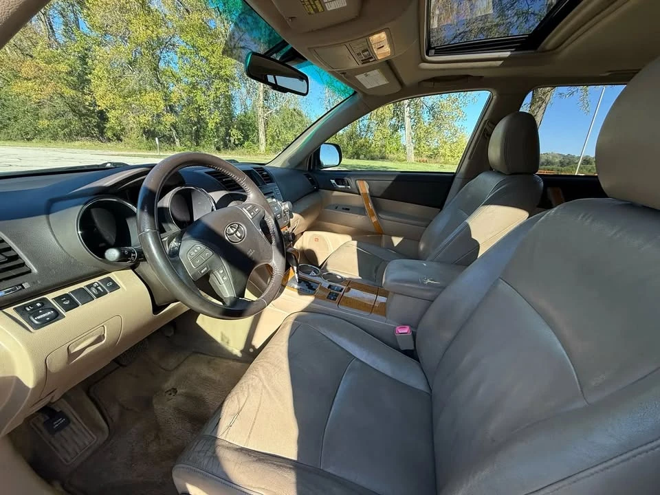 2008 Toyota Highlander - Image 11 of 19