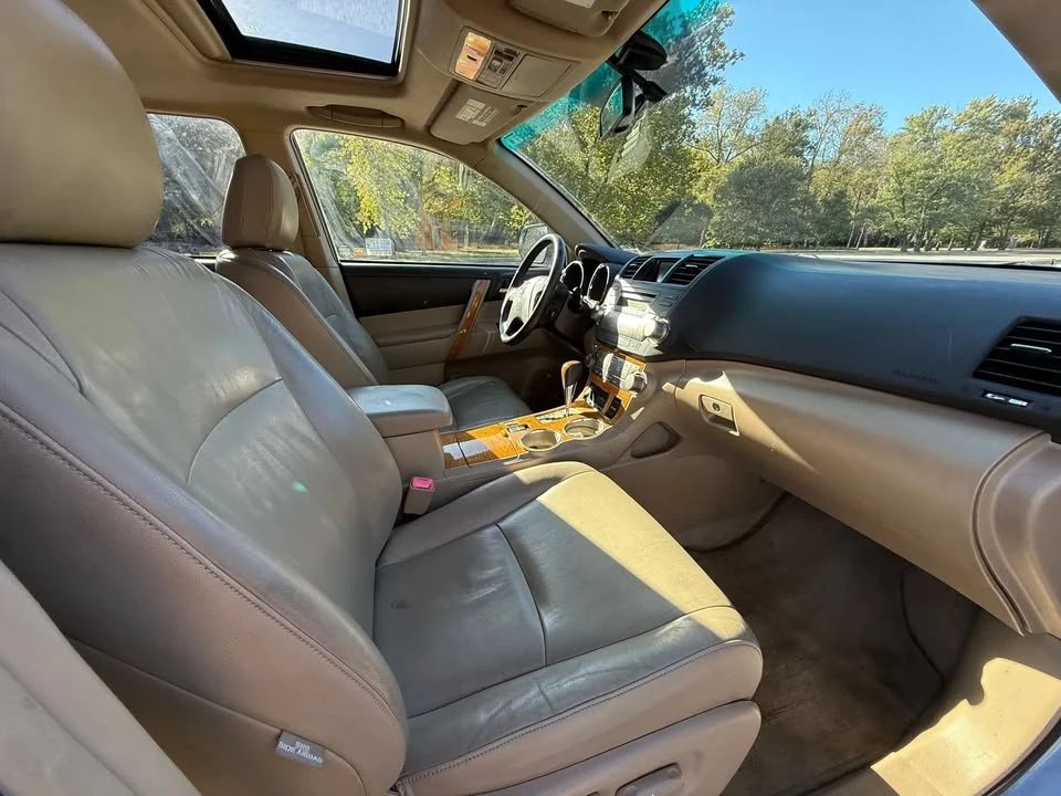 2008 Toyota Highlander - Image 16 of 19