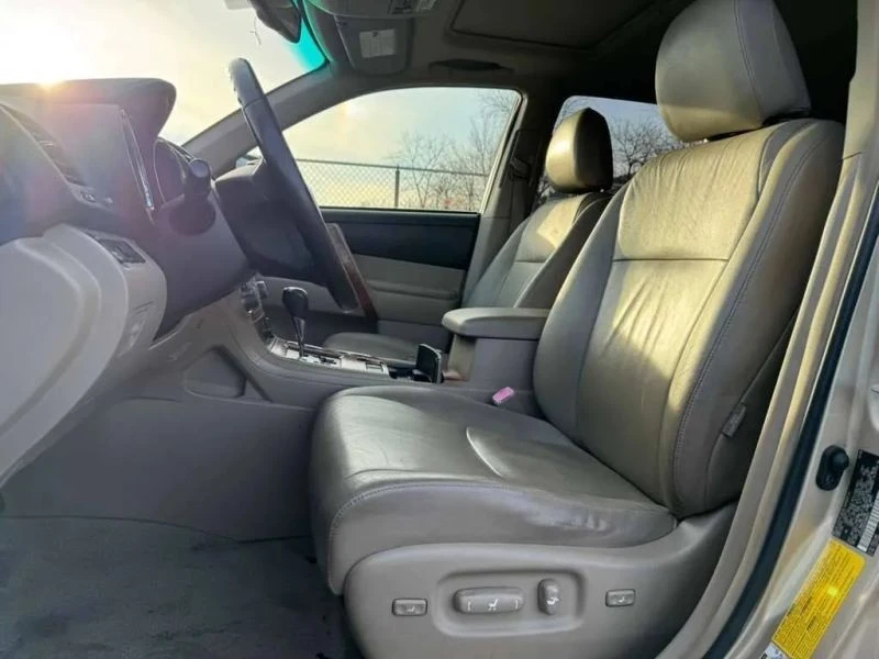 2008 Toyota Highlander - Image 10 of 12