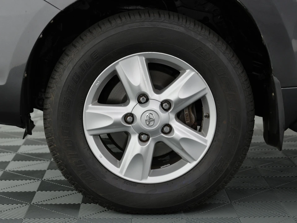 2008 Toyota J200 Land Cruiser - Image 27 of 31