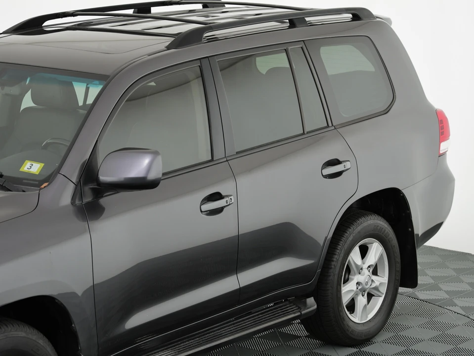 2008 Toyota J200 Land Cruiser - Image 19 of 31