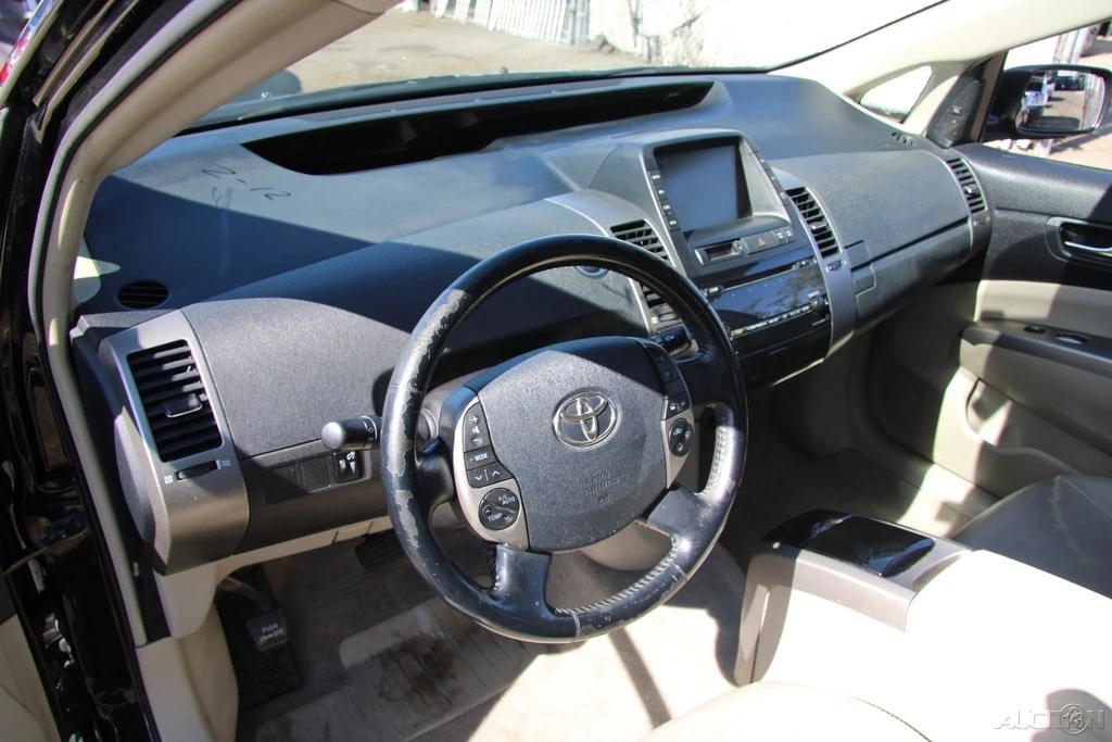 2008 Toyota Prius 2nd Gen - Image 13 of 21
