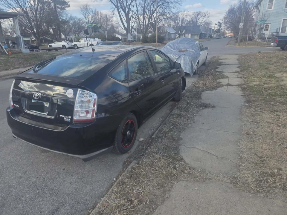 2008 Toyota Prius 2nd Gen - Image 3 of 8