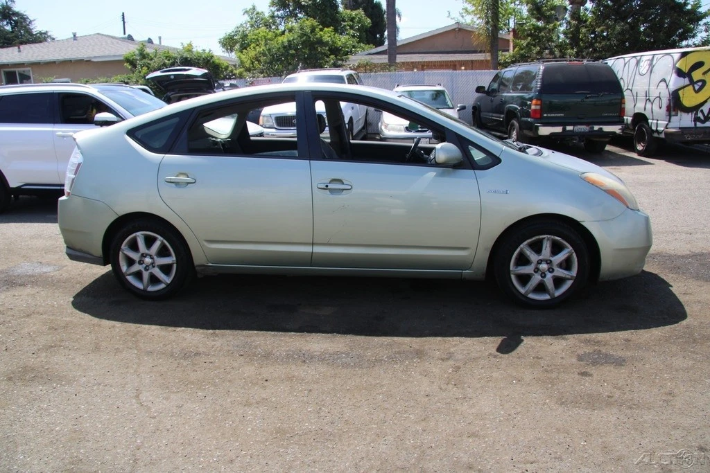2008 Toyota Prius 2nd Gen - Image 9 of 21