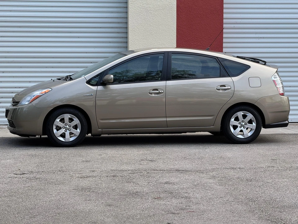2008 Toyota Prius 2nd Gen - Image 9 of 31