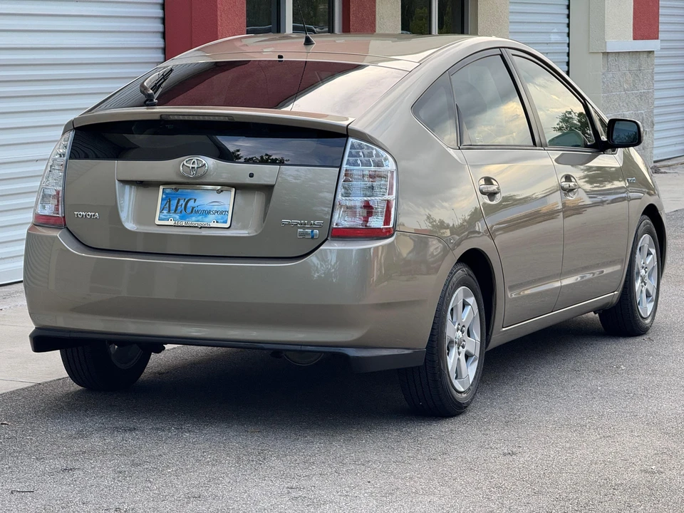 2008 Toyota Prius 2nd Gen - Image 10 of 31