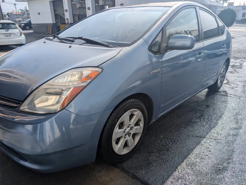 2008 Toyota Prius 2nd Gen - Image 2 of 15