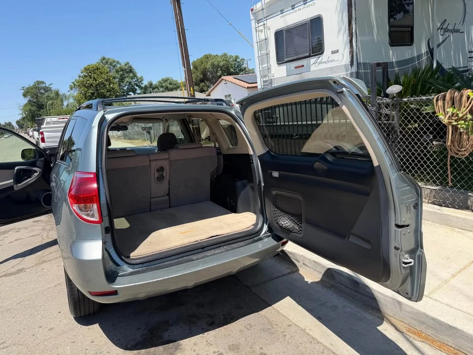 2008 Toyota RAV4 3rd Gen - Image 5 of 9