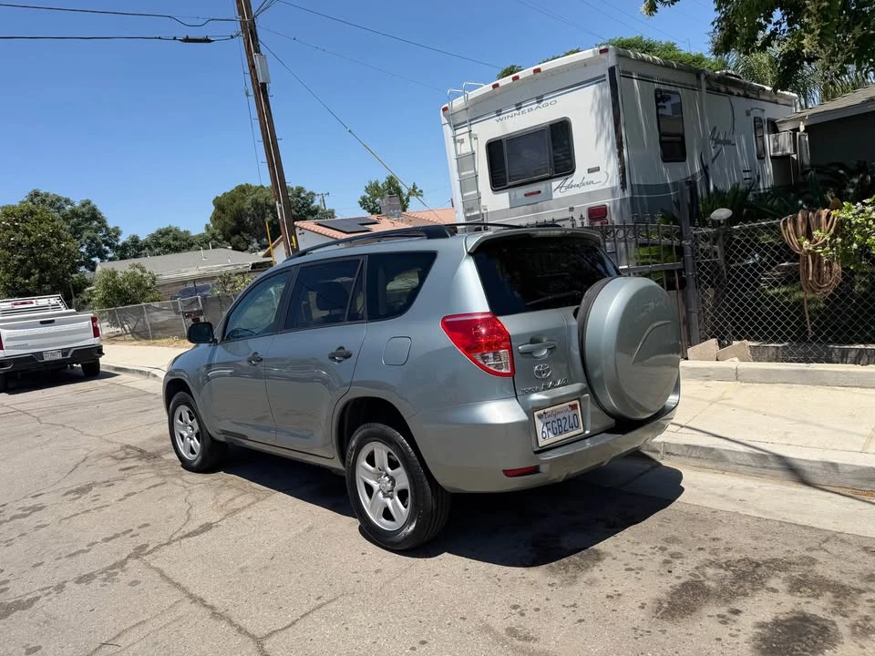 2008 Toyota RAV4 3rd Gen - Image 2 of 9
