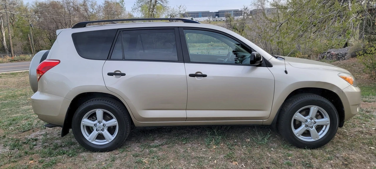 2008 Toyota RAV4 3rd Gen - Image 9 of 31