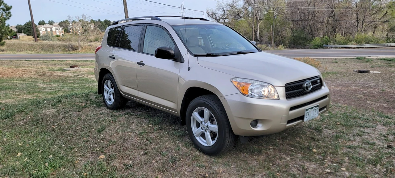 2008 Toyota RAV4 3rd Gen - Image 10 of 31