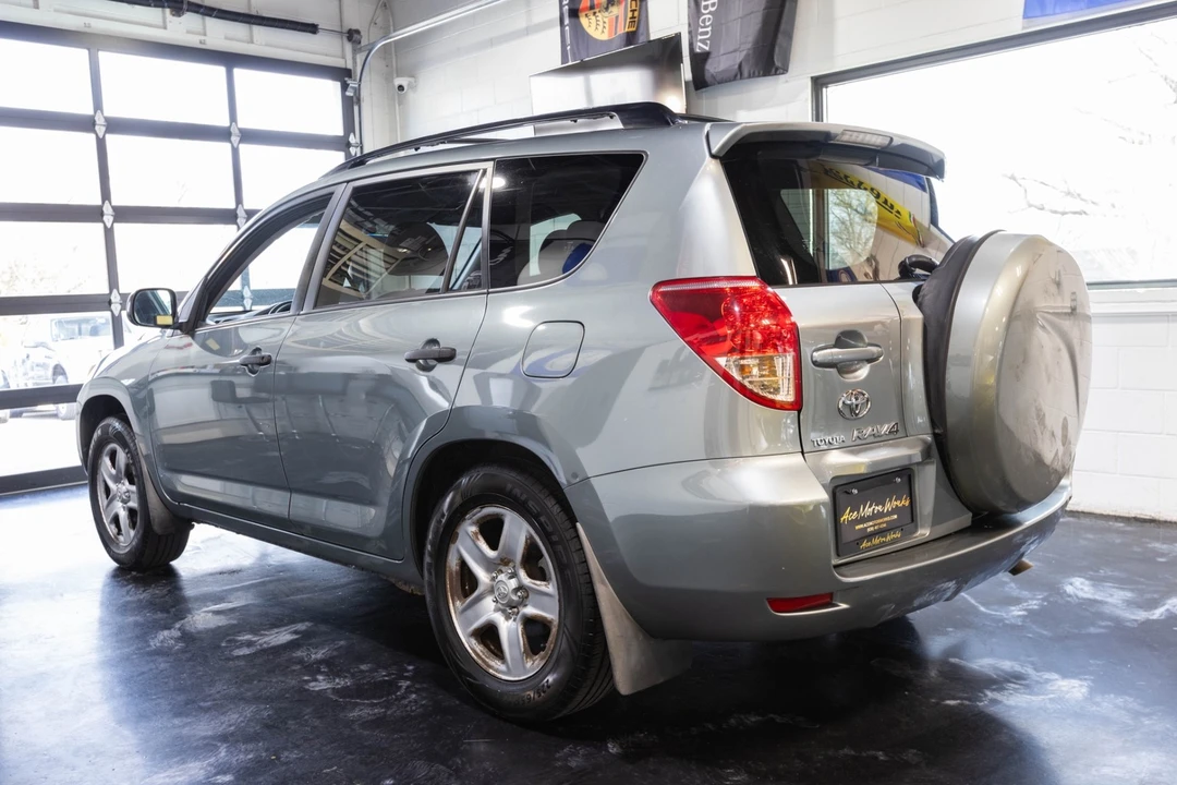 2008 Toyota RAV4 3rd Gen - Image 8 of 21