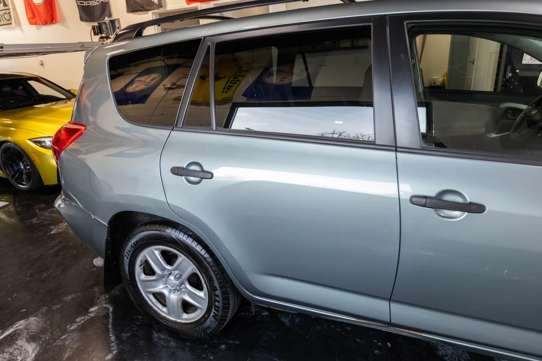 2008 Toyota RAV4 3rd Gen - Image 11 of 21