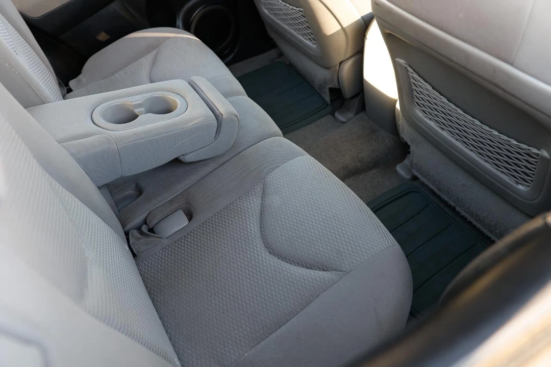 2008 Toyota RAV4 3rd Gen - Image 12 of 21
