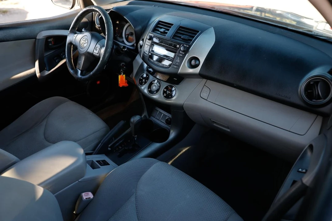 2008 Toyota RAV4 3rd Gen - Image 18 of 21
