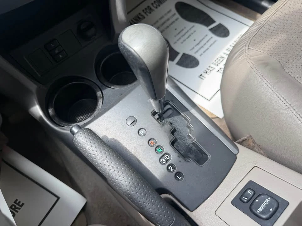 2008 Toyota RAV4 3rd Gen - Image 14 of 16