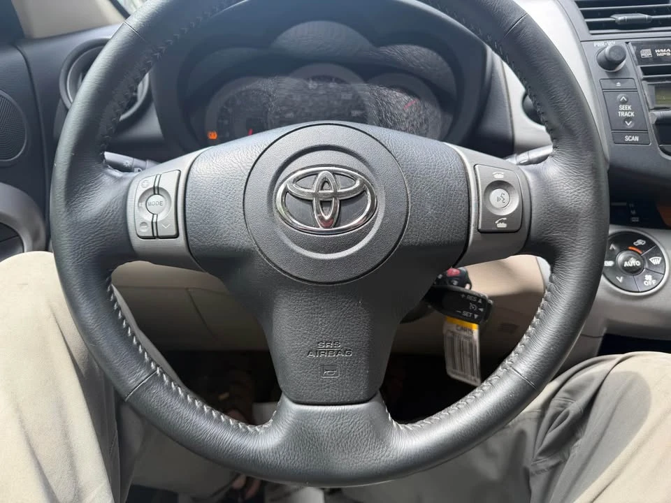 2008 Toyota RAV4 3rd Gen - Image 12 of 16