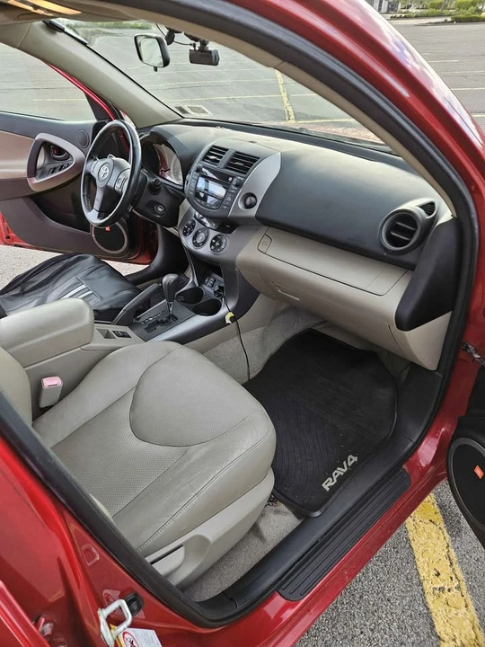 2008 Toyota RAV4 3rd Gen - Image 11 of 21